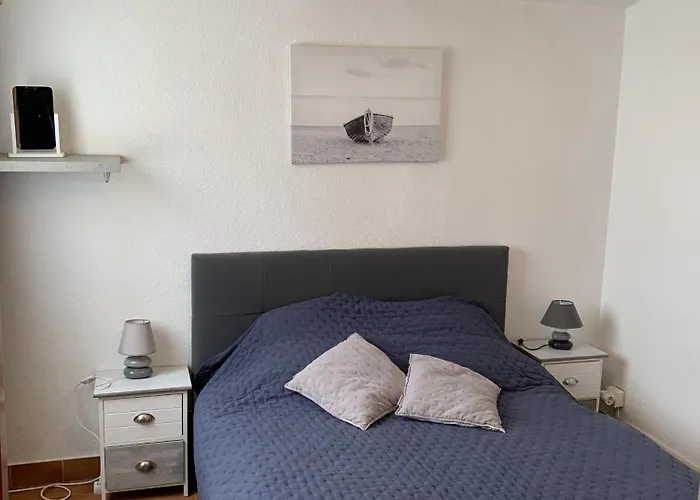 Sol-y-days Floralies, Grand Duplex 6 Personnes Proche Des Plages Appartement Le Grau-du-Roi